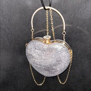Elegant Silver Heart-Shaped Evening Bag